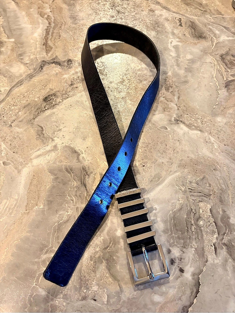 Michael Kors Reversible Leather Belt in Black & Blue